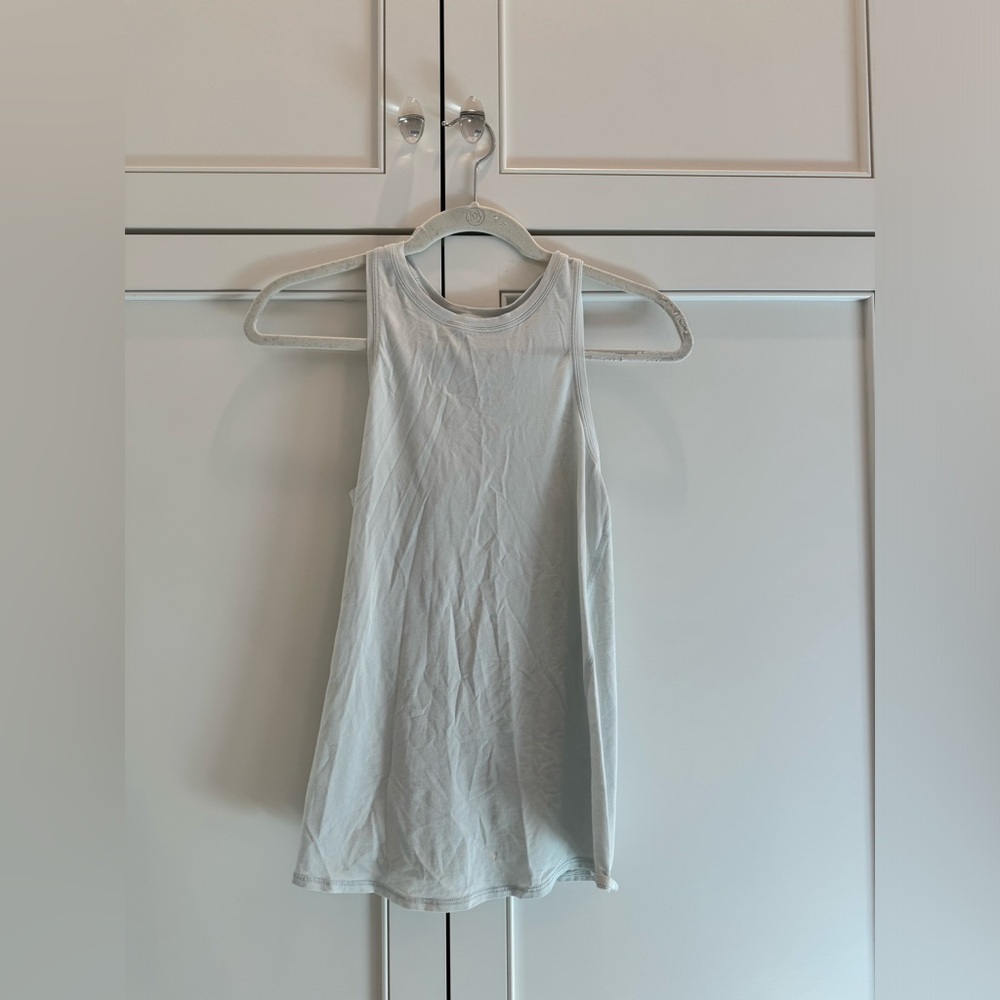 LULU TANK BLUE MIST !!🩵🩵